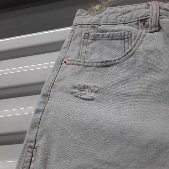 Wild Fable Women's Jeans Shorts Size 2 Blue High Rise Cut Off Light Wash Denim - Picture 7 of 14